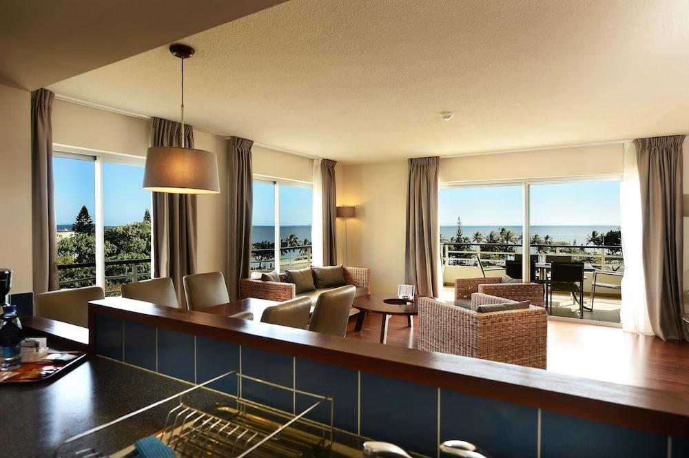 Hilton Noumea La Promenade Residences Экстерьер фото