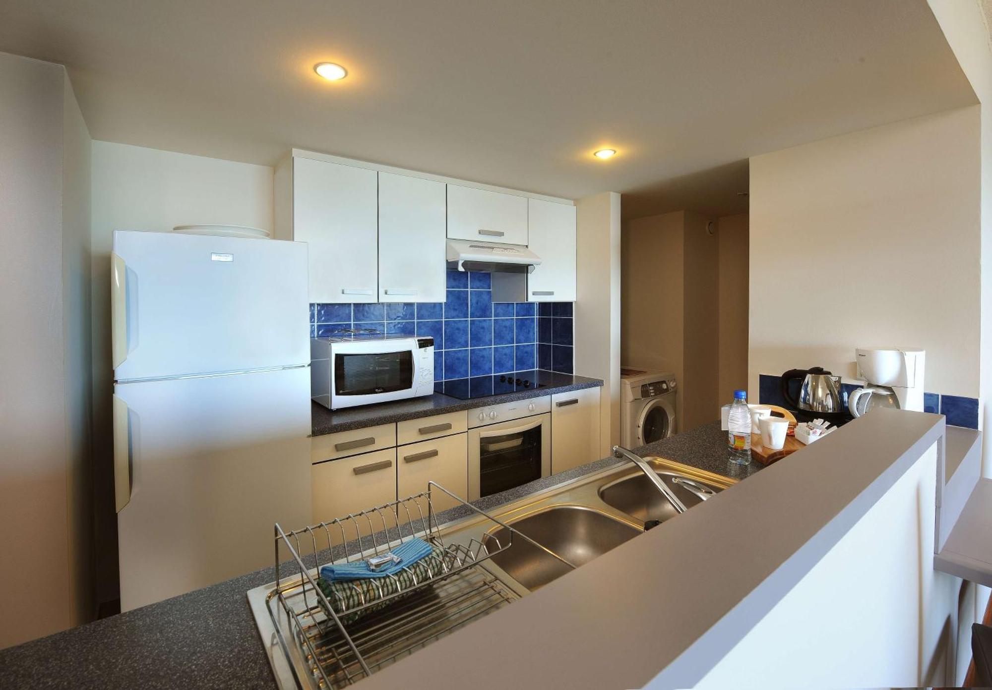 Hilton Noumea La Promenade Residences Экстерьер фото